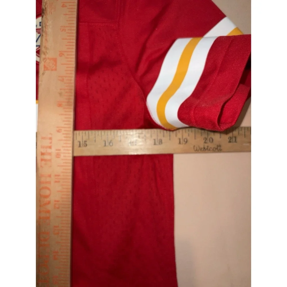 Travis Kelce #87 Kansas City Chiefs Nike Engineered NFL Jersey Red Woman's Small